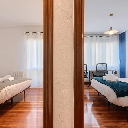 Апартаменты Vivienda Turistica Junto Al Ayuntamiento *