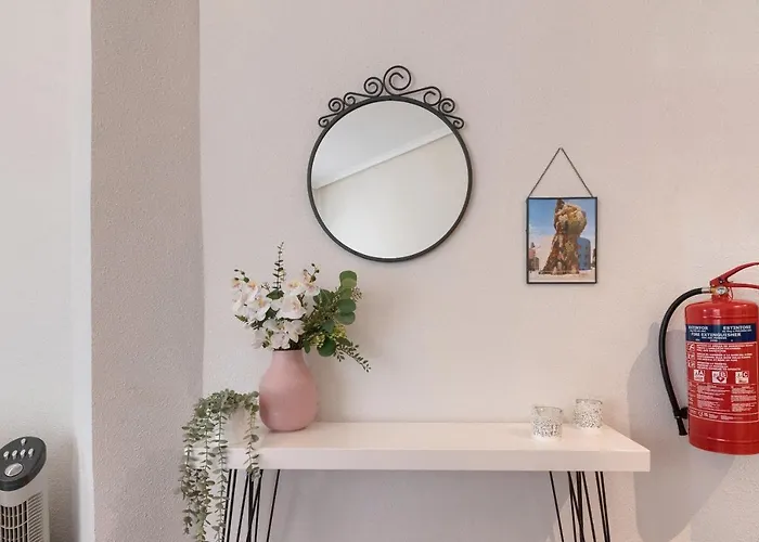 Vivienda Turistica Junto Al Ayuntamiento 아파트 *